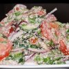 Рецепт салату з волоськими горіхами, помідорами і огірками