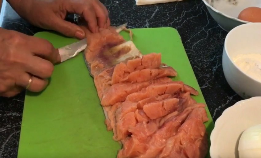 Горбуша в слоёном тесте: запечённая рыба в духовке, рецепты с фото, как приготовить слойки и пирог