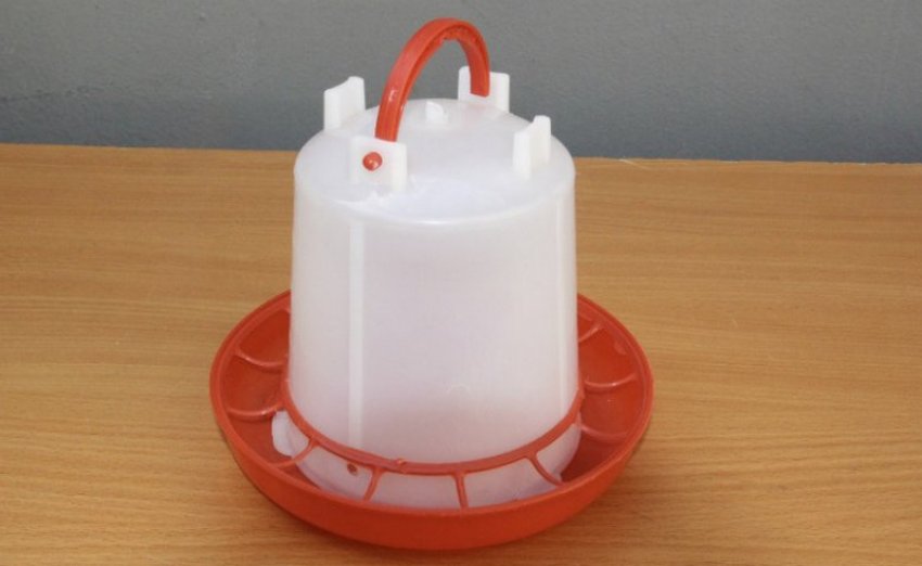 Вакуумна поїлка Вакуумна поїлка