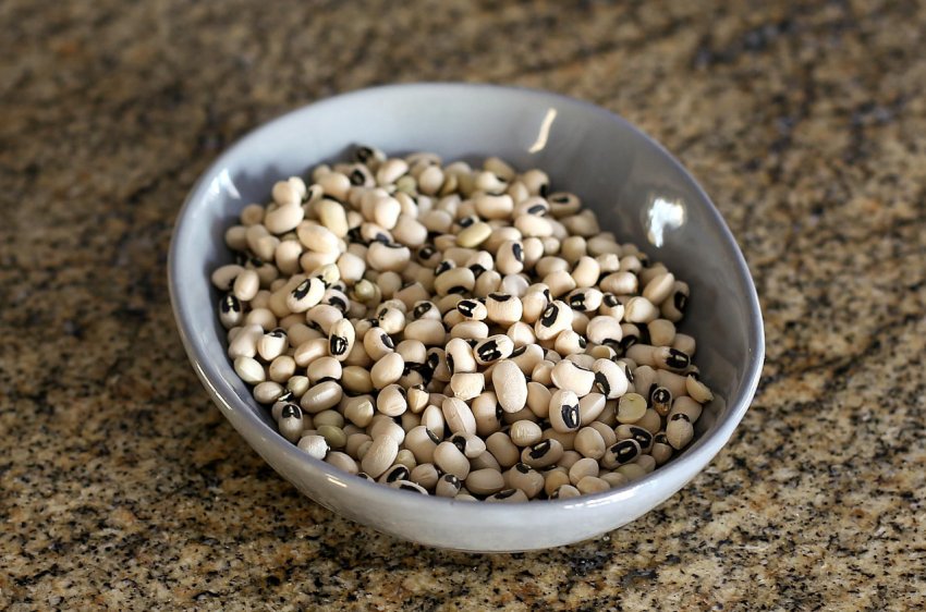 Каліфорнійські вчені досліджують чорноокий горох, щоб вирішити проблему голоду