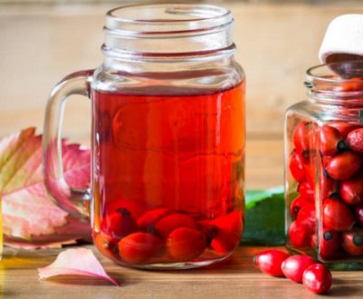 Рецепти напоїв із шипшини, приготованих у мультиварці