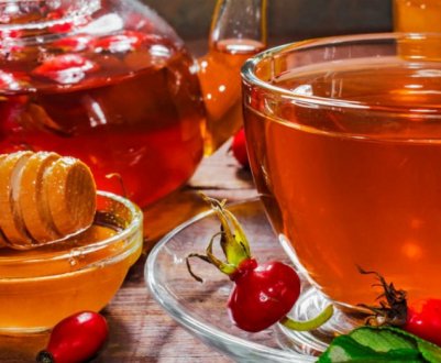 Користь шипшини з медом: відвар з лимоном, шипшина мелений