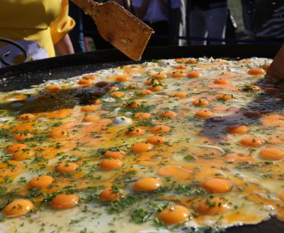 У Татарстані не пошкодують 7777 яєць для омлету-рекордсмена