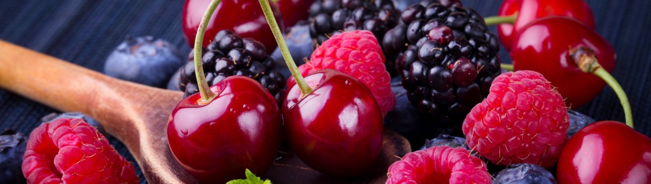 На російському ринку продають ягоди і фрукти, позбавлені вітамінів