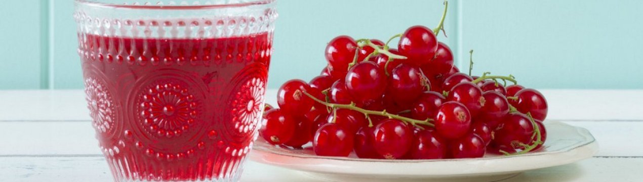 Домашнє вино з червоної смородини