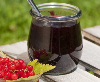 Смачні рецепти джему з червоної смородини