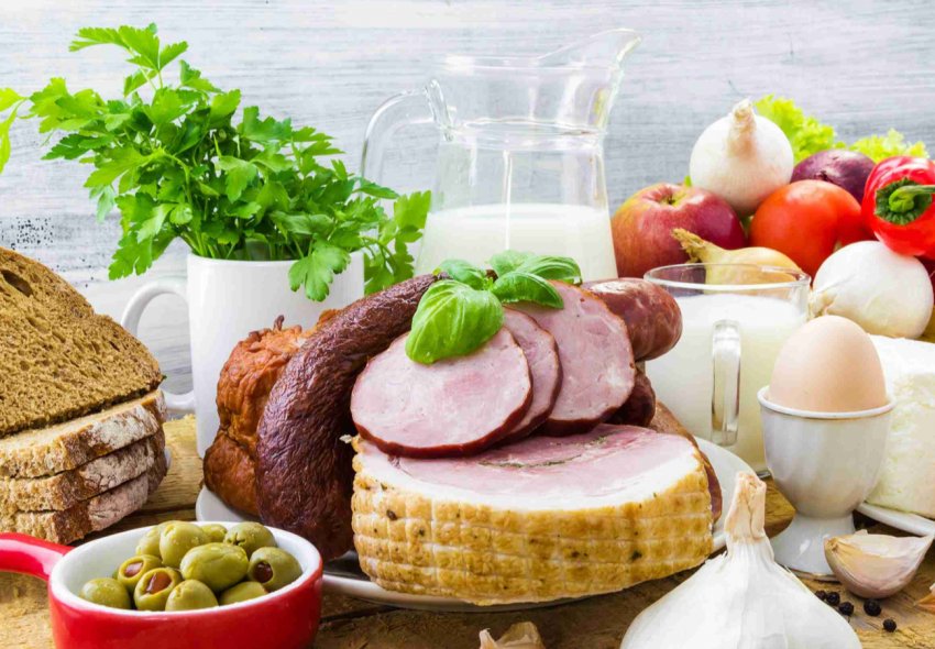 Фермери Краснодарського краю виставляють свій товар на спеціальну вітрину Фермери Краснодарського краю виставляють свій товар на спеціальну вітрину