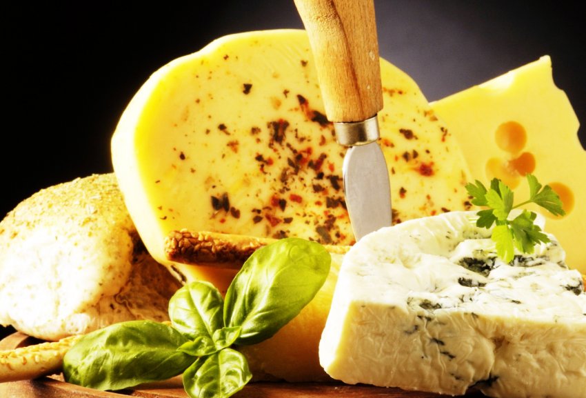 Сировари Брянщини почали готувати сулугуні і моцарелу в промислових масштабах Сировари Брянщини почали готувати сулугуні і моцарелу в промислових масштабах