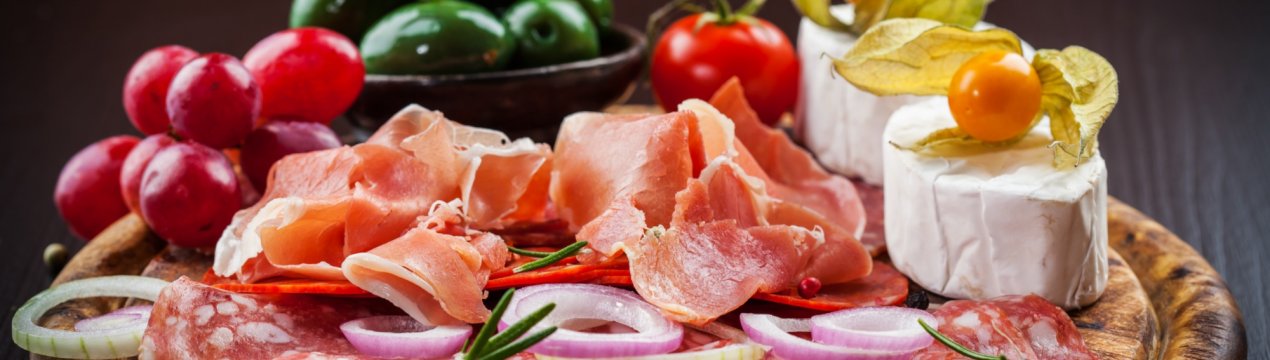 Під Рузой почнуть переробляти молоко і м'ясо в сири і ковбаси