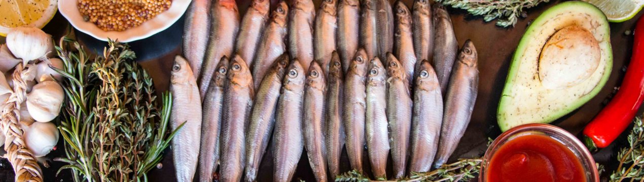 Рибалки Севастополя поставили на ринок близько 16 тисяч тонн кільки, хамси і ставриди