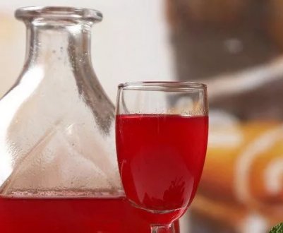 Настоянка самогону на журавлині: рецепт приготування