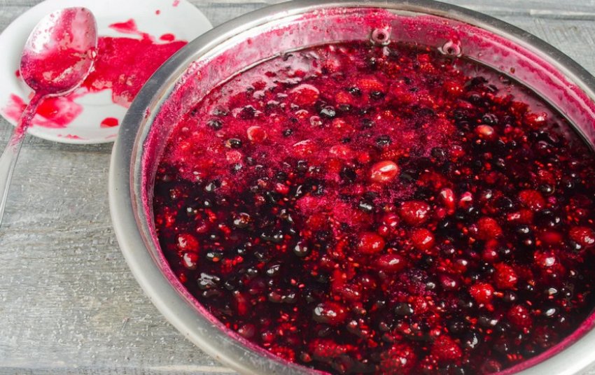 Варення з малини та смородини Варення з малини та смородини