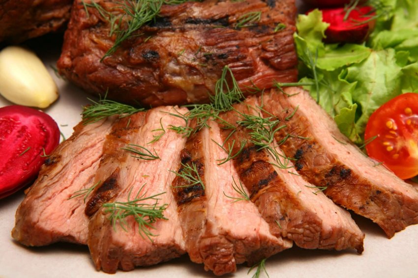 На благо людства: лондонських студентів позбавили яловичини На благо людства: лондонських студентів позбавили яловичини