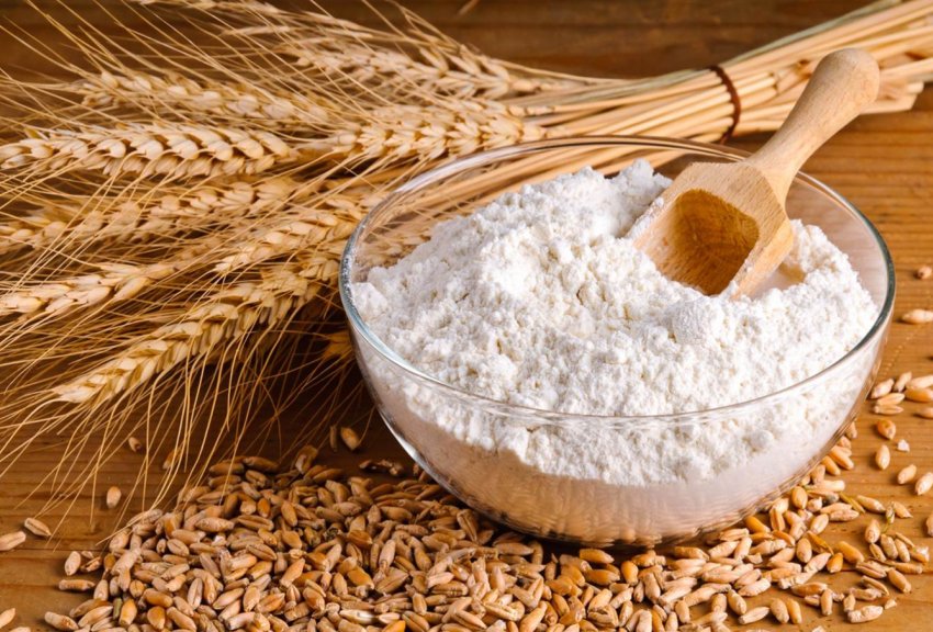 В гуцульському этнопарке вчать молоти борошно і варити сир В гуцульському этнопарке вчать молоти борошно і варити сир