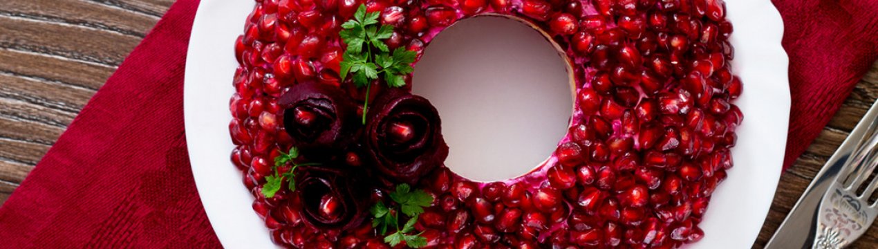 Смачний рецепт салату "Гранатовий браслет" з волоським горіхом