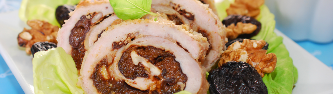 Рецепт курячого рулету з чорносливом і волоським горіхом
