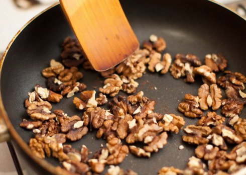 Просмаження волоських горіхів