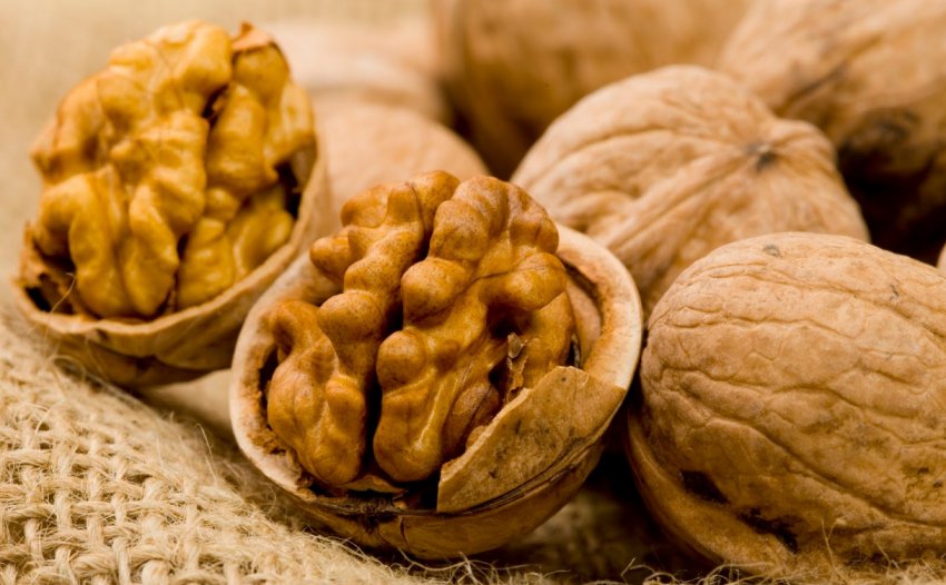 Волоські горіхи Волоські горіхи