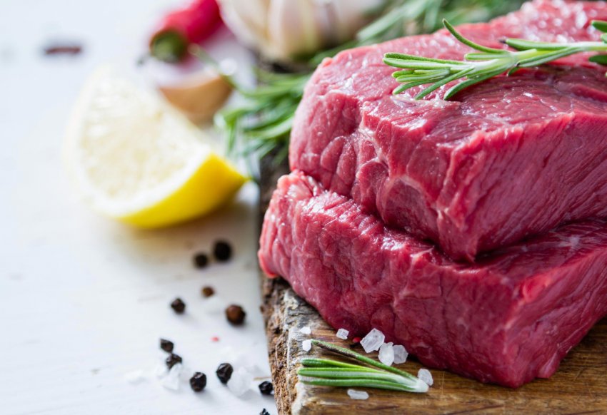 За рік з російського ринку вилучили понад 400 тонн зараженого бактеріями м'яса За рік з російського ринку вилучили понад 400 тонн зараженого бактеріями м'яса