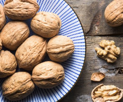 Волоські горіхи при діабеті