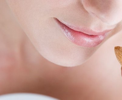 Що буде, якщо переїсти мигдалю