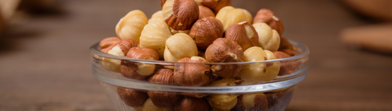 Чим корисний фундук смажений і як його приймати