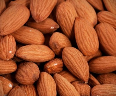 Як вживати мигдальний горіх з користю для організму?