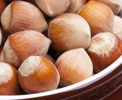 Чим корисний фундук і як його вживати