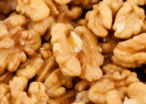 Можна їсти волоські горіхи при діареї і від проносу