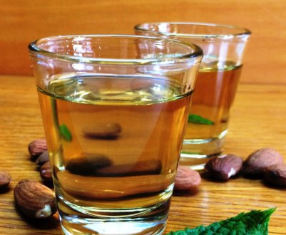 Рецепти настоянок на мигдалі