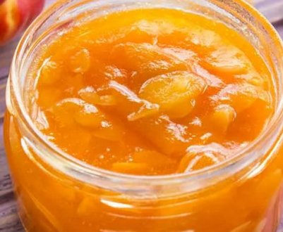 Приготування абрикосового варення з мигдалем