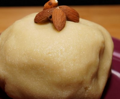 Приготування мигдалевого тіста