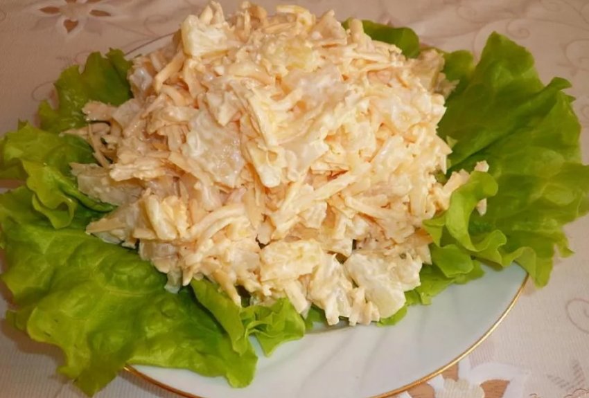 Салат із твердим сиром і вершками