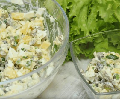 Рецепти смачних салатів із печерицями