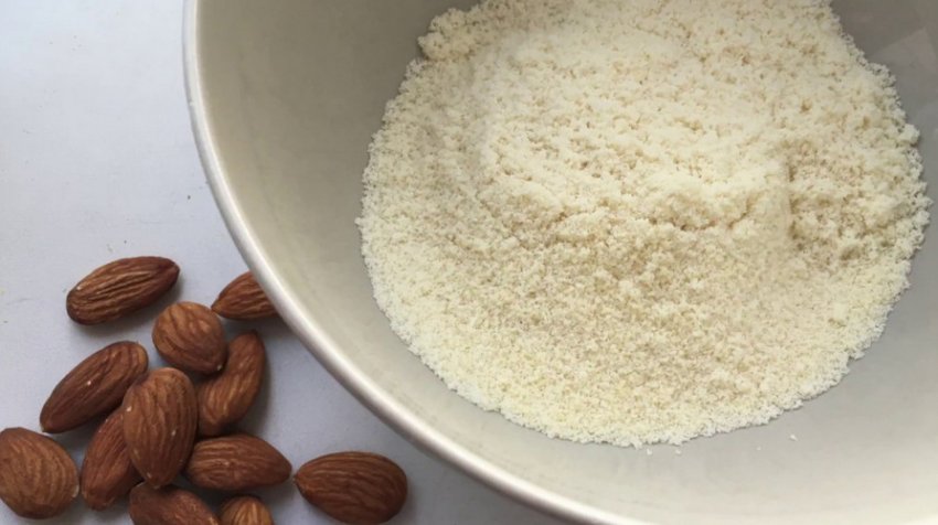Мигдальна борошно Мигдальна борошно