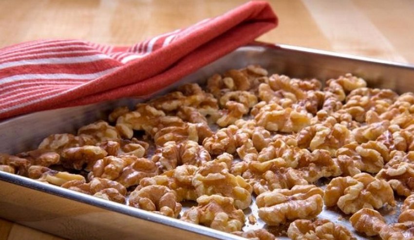 Сушка ядер горіхів в духовці Сушка ядер горіхів в духовці