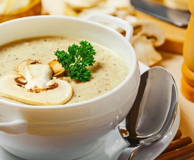 Суп-пюре: смачні рецепти з печерицями, покрокова інструкція