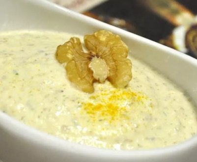 Як приготувати соус із волоських горіхів