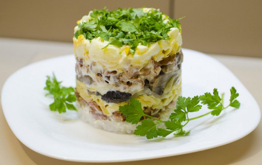 Салат з грибами Салат з грибами