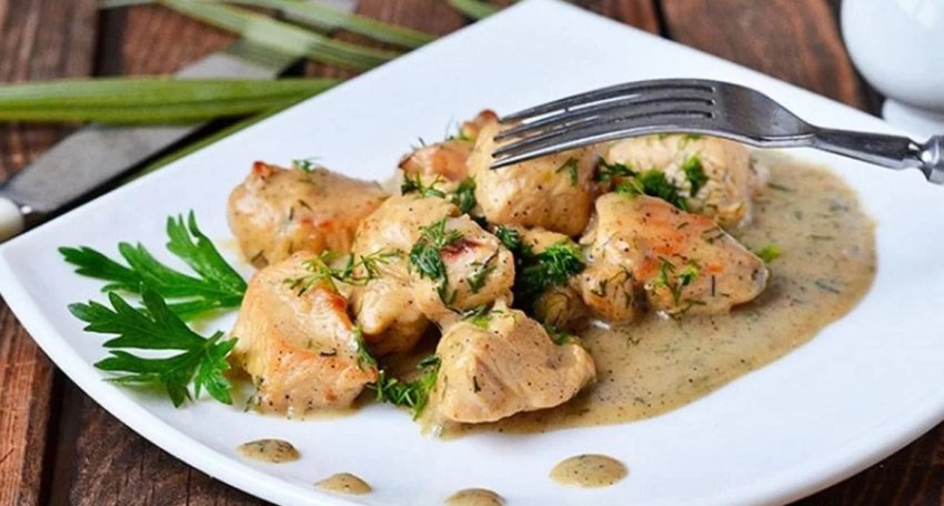 Індичка з грибами у вершковому соусі