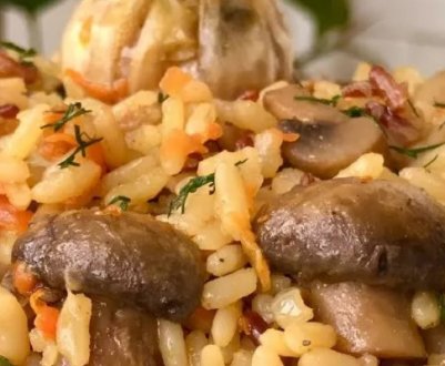 Рецепт смачного плову з печерицями