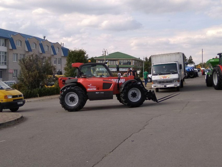 У Хмельницькому пройшла виставка «Агро Поділля-2019» У Хмельницькому пройшла виставка «Агро Поділля-2019»