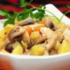 Картофель с грибами в сметане в мультиварке рецепт с фото