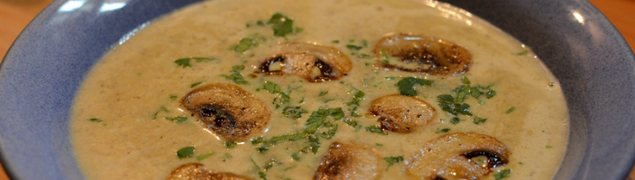 Смачний рецепт грибного супу з печериць із плавленим сиром