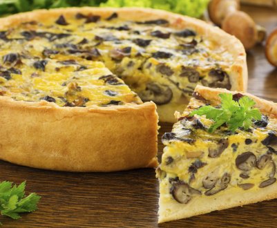 Як приготувати пиріг із грибами та картоплею