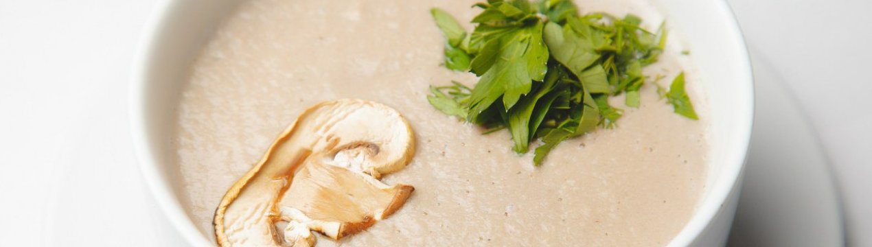 Смачний рецепт дієтичного грибного супу з печериць