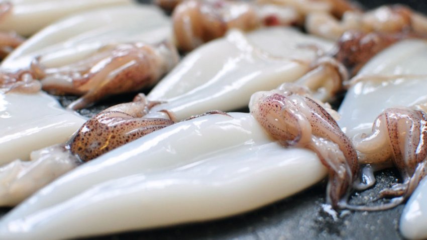 Підготовка інгредієнтів для салату Підготовка інгредієнтів для салату