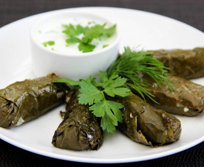 Китайські фермери зробили бізнес на виноградному листі