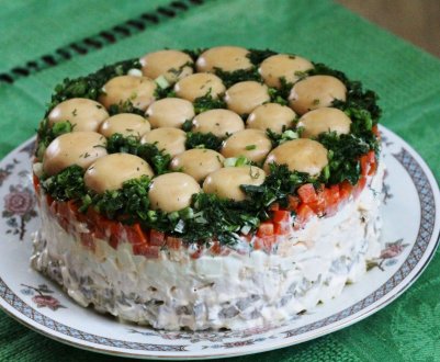 Рецепт смачного салату "Грибна Поляна" з опеньками