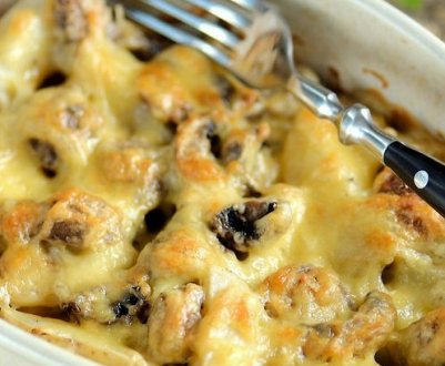 Рецепти приготування смачної картоплі з грибами та сиром у духовці